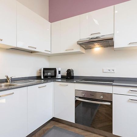 Modern Apartments Close To River Prague Ngoại thất bức ảnh