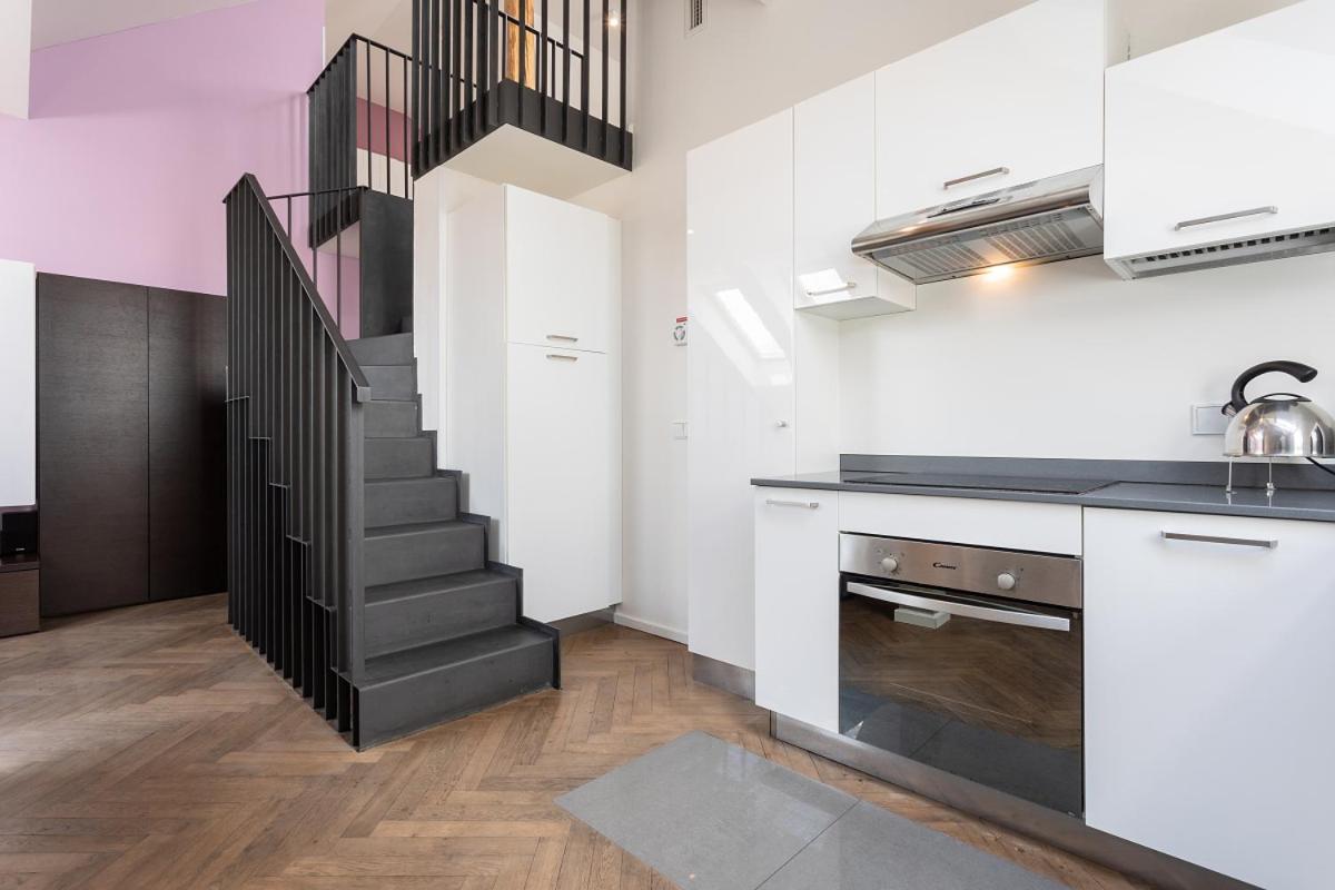 Modern Apartments Close To River Prague Ngoại thất bức ảnh