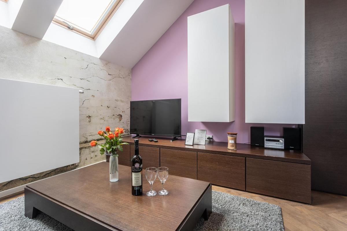 Modern Apartments Close To River Prague Ngoại thất bức ảnh