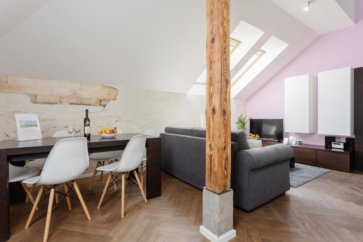 Modern Apartments Close To River Prague Ngoại thất bức ảnh