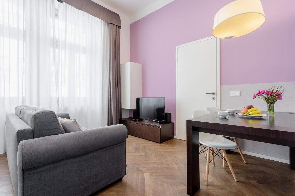 Modern Apartments Close To River Prague Ngoại thất bức ảnh